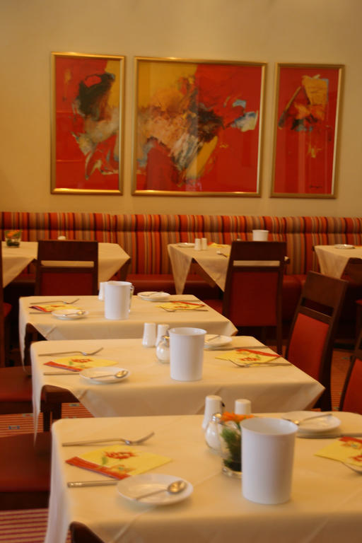 Best Western Hotel Ketterer Stuttgart Exterior photo