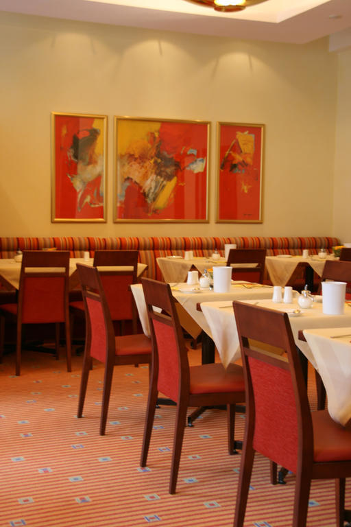 Best Western Hotel Ketterer Stuttgart Exterior photo
